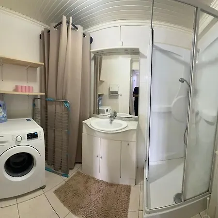 Apartamento Location Saisonniere Au Coeur De La Cite De Mirepoix. Mirepoix (Ariege)